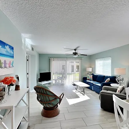 Ocean Village Club J14